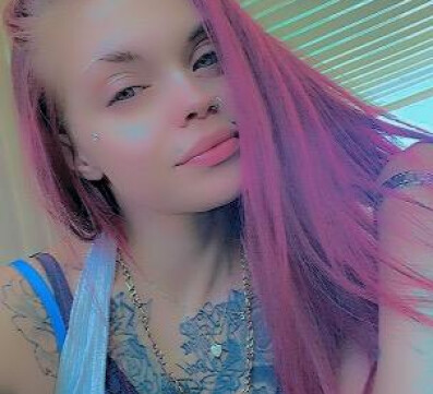 im available for in person dates and SELLING CONTENT 💜🫶🦋 💜🥰😚